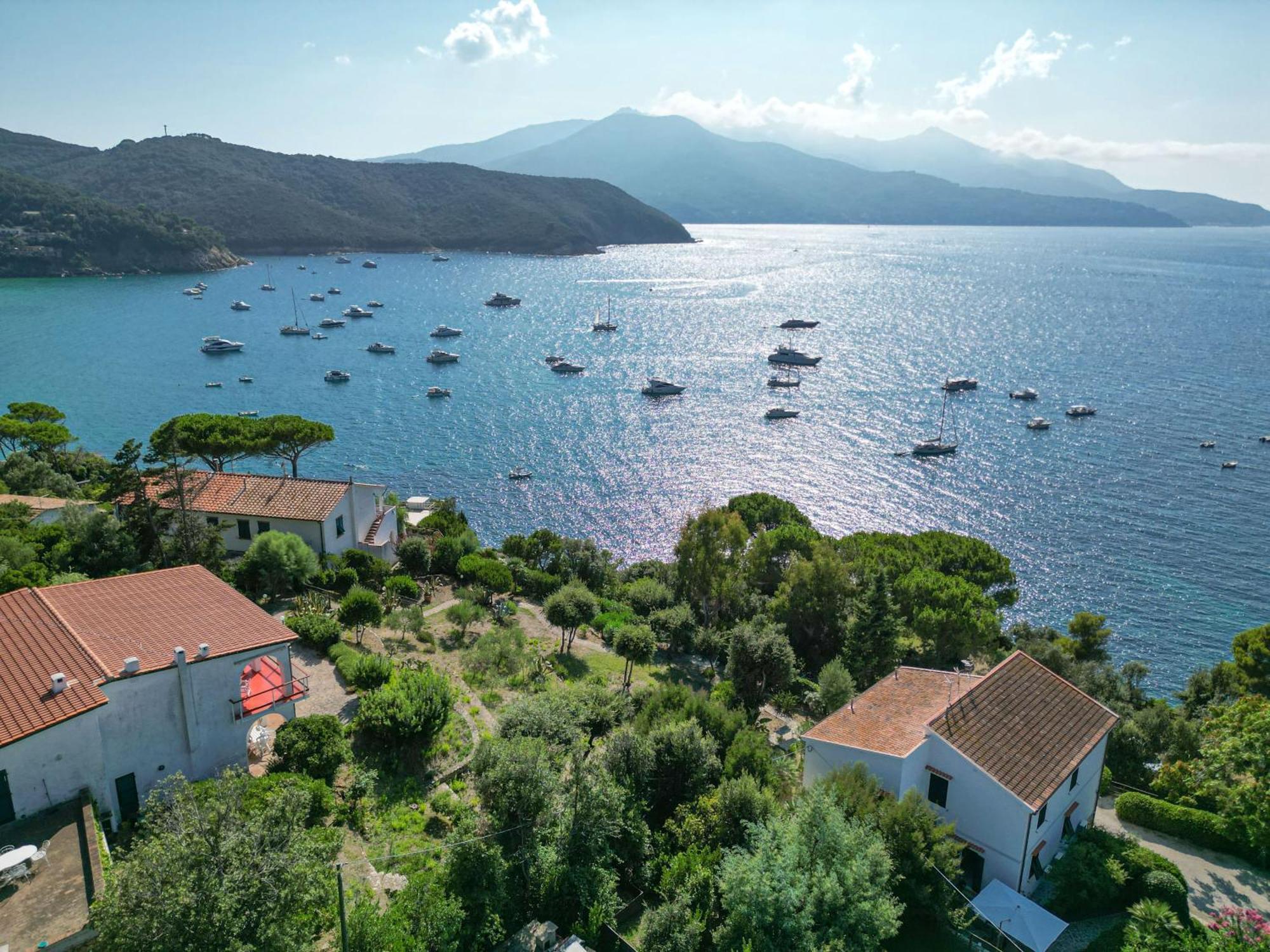 La Terrazza Sul Forno - Goelba Lägenhet Portoferraio Exteriör bild